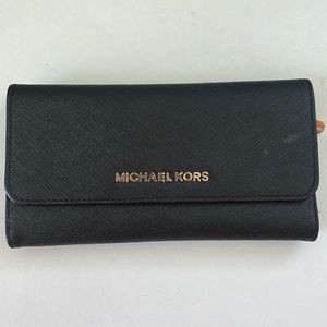 Michael Kors trifold wallet
